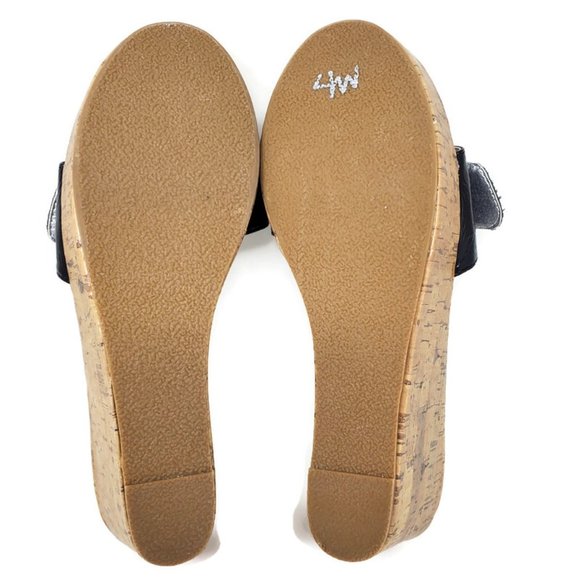 Fashion Bug‎ Size 10 Black Faux Patent Leather Buckle Cork Wedge Heels Sandals - Picture 10 of 10